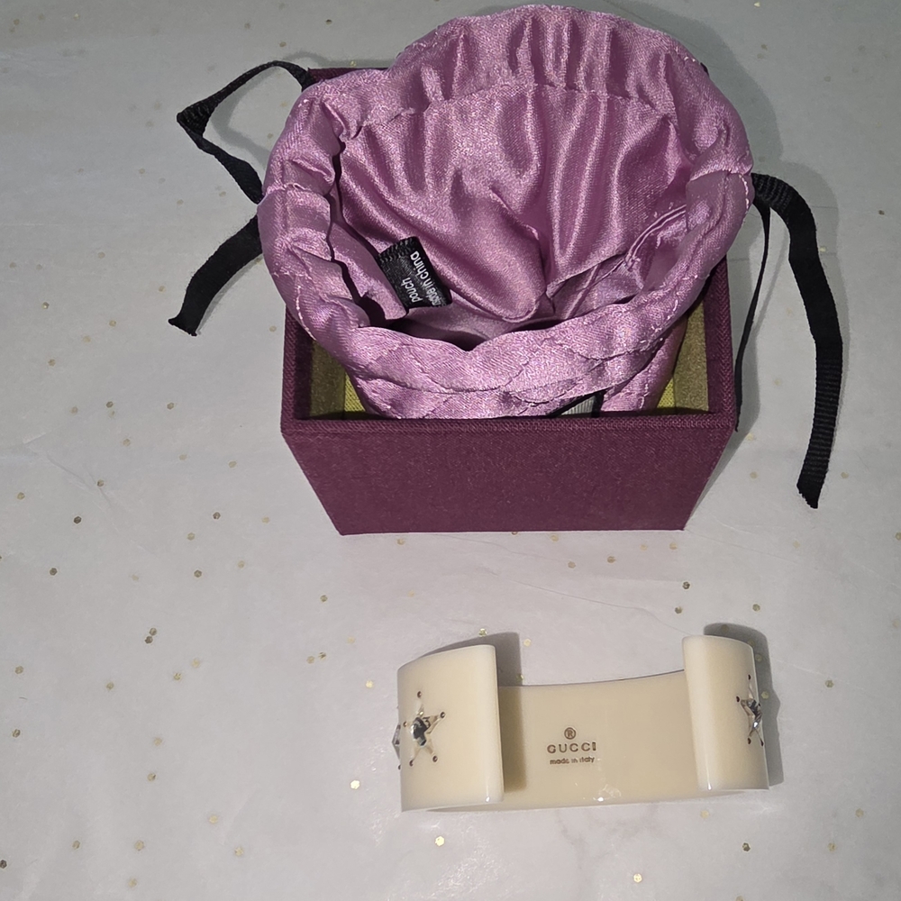 Authentic!! GUCCI "DEADSTOCK" IVORY Cuff Bracelet with Silver Rhinestones - Picture 3 of 16